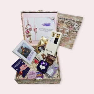 Rakhi Gift Hamper for Bhaiya Bhabhi